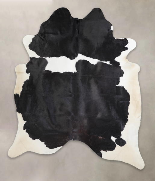 Black and White Cowhide Rug #A23671