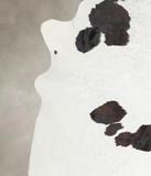 Black and White Cowhide Rug #A25367
