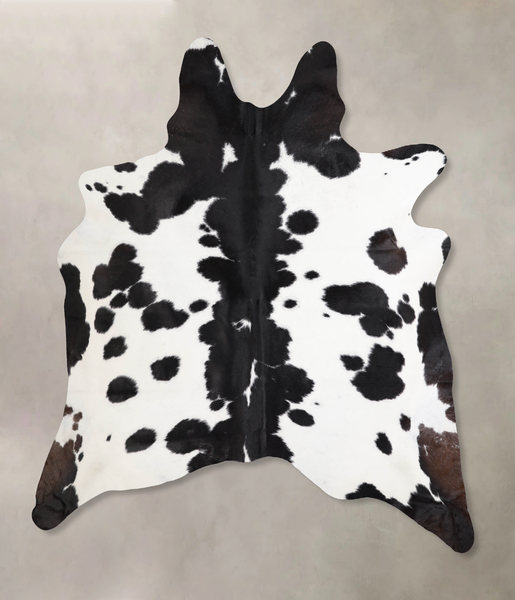 Black and White Cowhide Rug #A34448