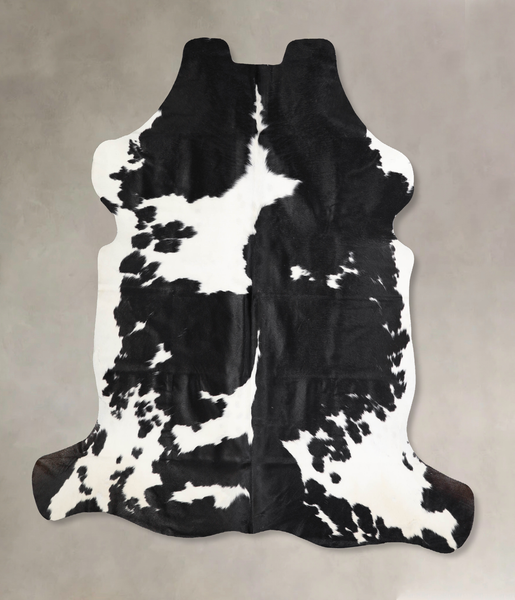 Black and White Cowhide Rug #A40033