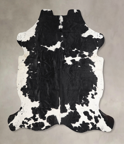 Black and White Cowhide Rug #A40277