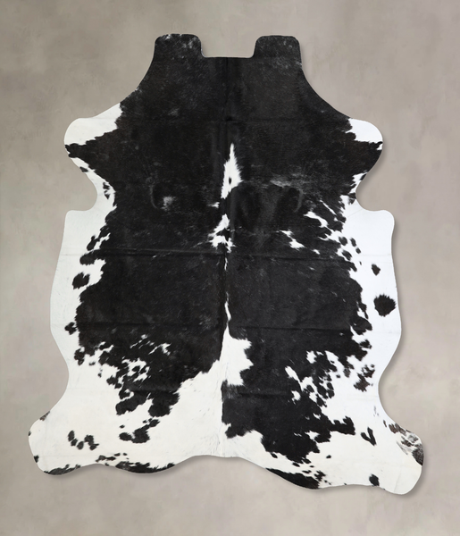 Black and White Cowhide Rug #A40571