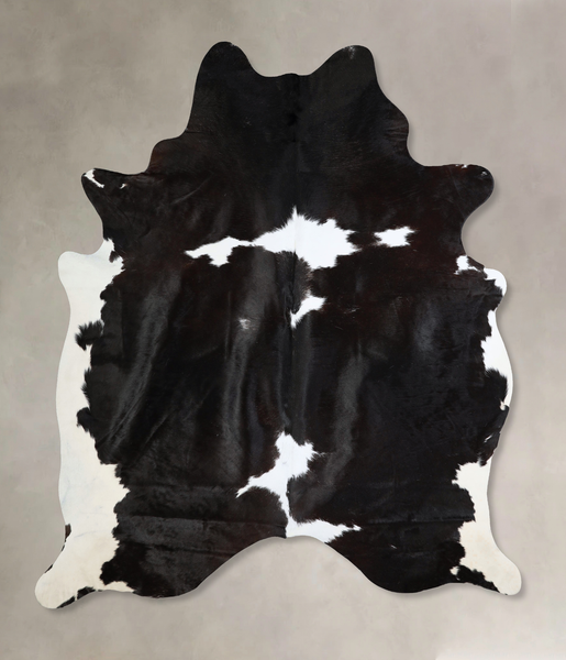 Black and White Cowhide Rug #A43297