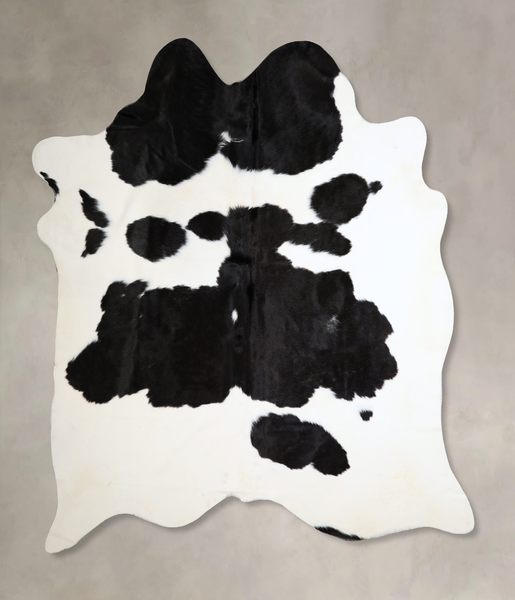 Black and White Cowhide Rug #A43680