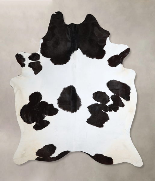 Black and White Cowhide Rug #A43689
