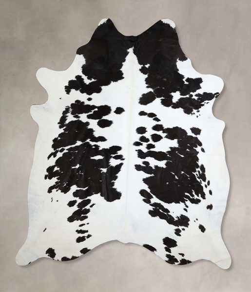 Black and White Cowhide Rug #A43709