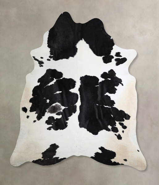 Black and White Cowhide Rug #A44324