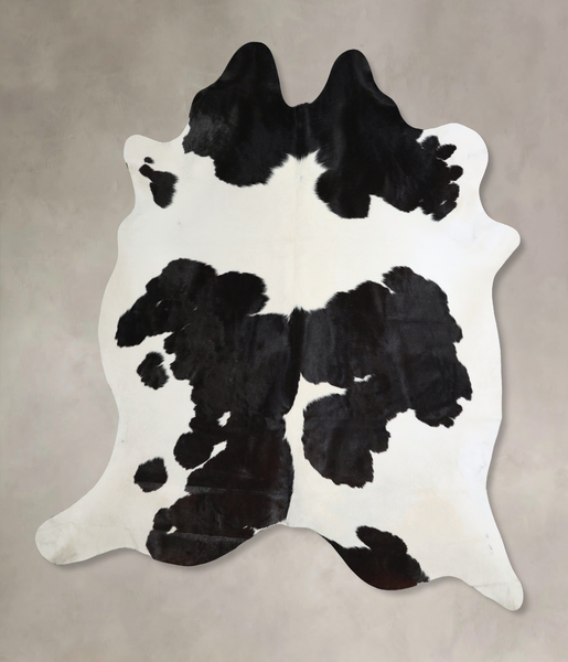 Black and White Cowhide Rug #A44367
