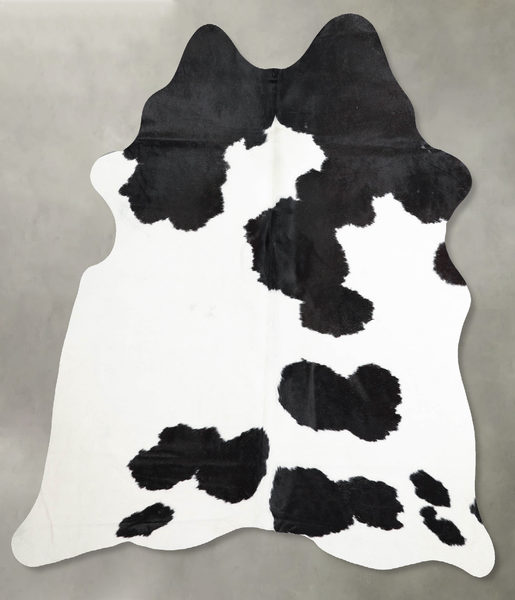 Black and White Cowhide Rug #A55667
