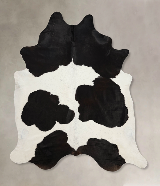 Black and White Cowhide Rug #B10010