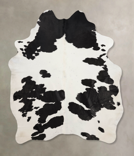 Black and White Cowhide Rug #B10124