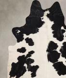 Black and White Cowhide Rug #B10519