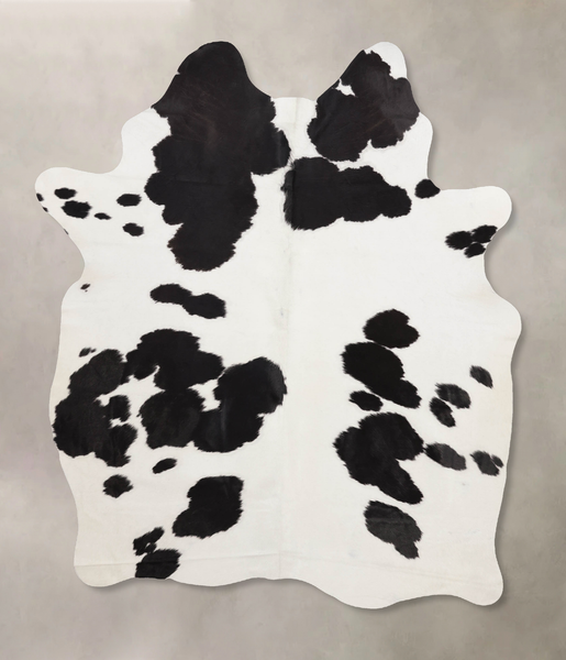 Black and White Cowhide Rug #B10542