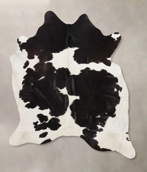Black and White Cowhide Rug #B10546