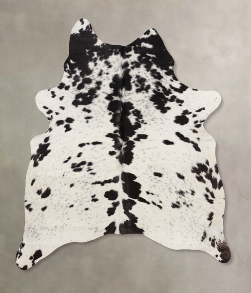 Black and White Cowhide Rug #B10574