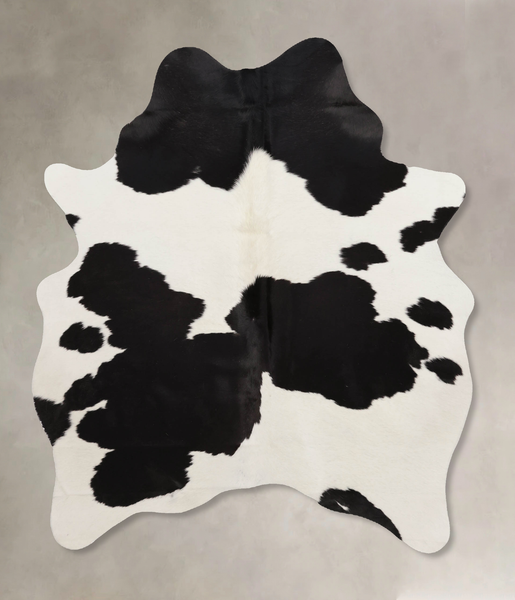 Black and White Cowhide Rug #B10896