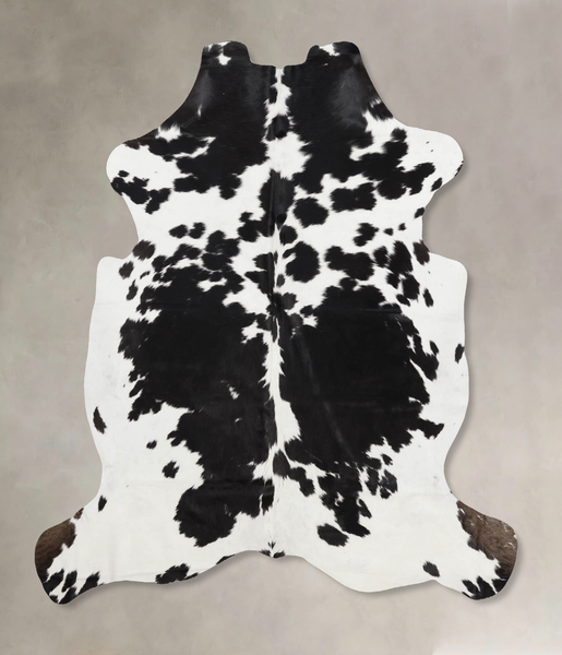 Black and White Cowhide Rug #B12354