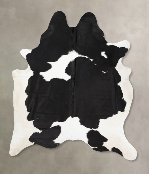 Black and White Cowhide Rug #B12673