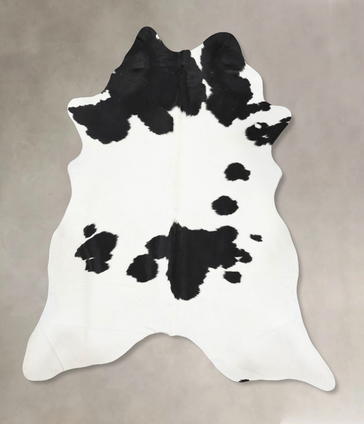 Black and White Cowhide Rug #B12679