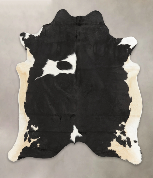 Black and White Cowhide Rug #B1296