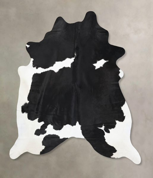 Black and White Cowhide Rug #B13080