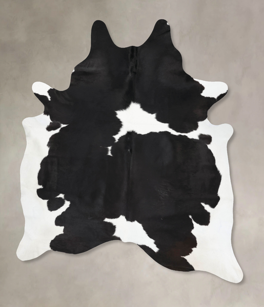 Black and White Cowhide Rug #B13134
