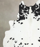 Black and White Cowhide Rug #B13137