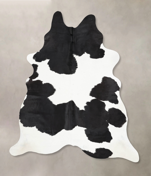 Black and White Cowhide Rug #B13159