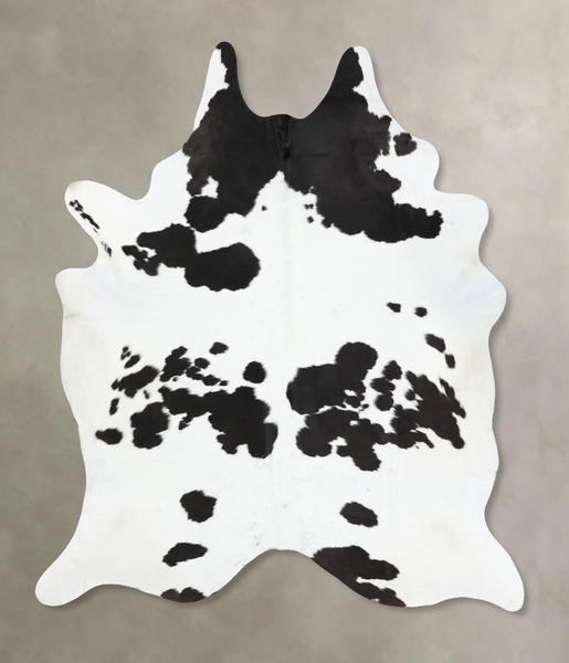 Black and White Cowhide Rug #B13185
