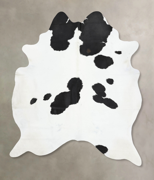 Black and White Cowhide Rug #B13519
