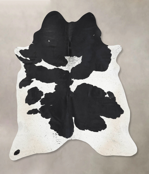 Black and White Cowhide Rug #B13587