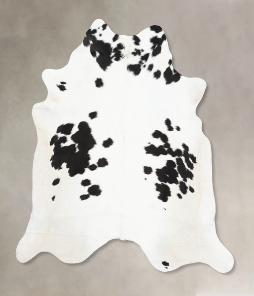 Black and White Cowhide Rug #B13633