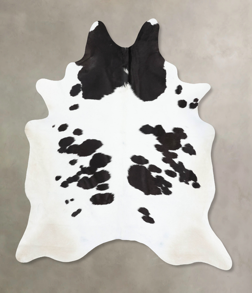 Black and White Cowhide Rug #B13648