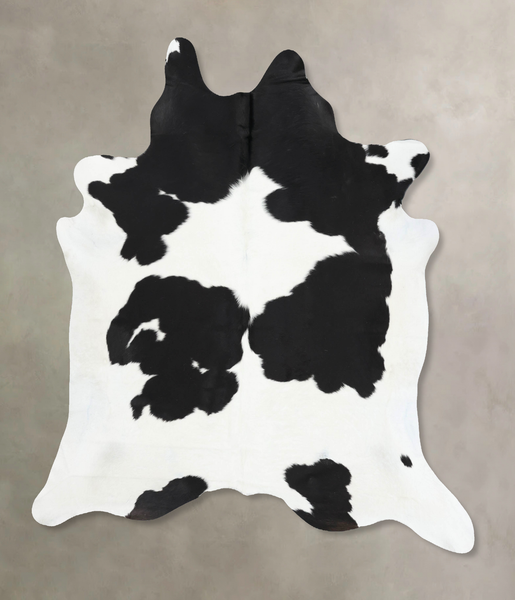 Black and White Cowhide Rug #B13845