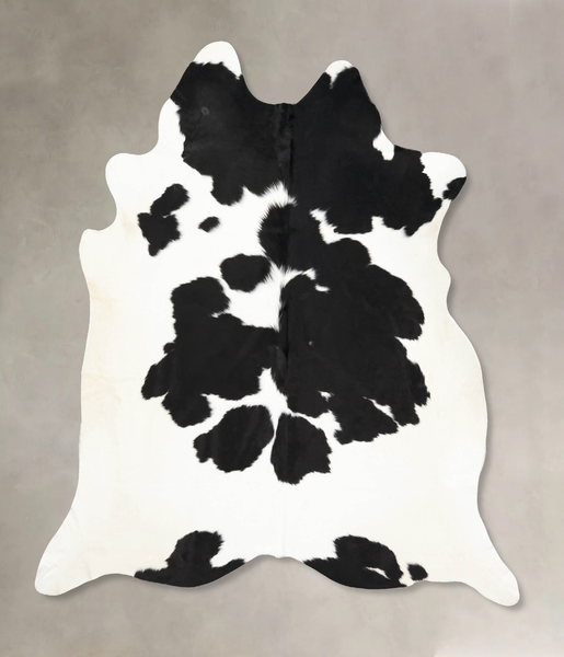 Black and White Cowhide Rug #B13851