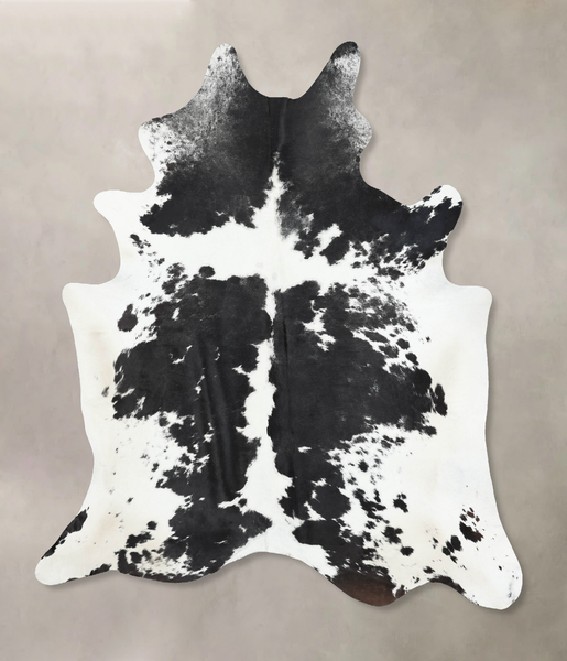 Black and White Cowhide Rug #B13857