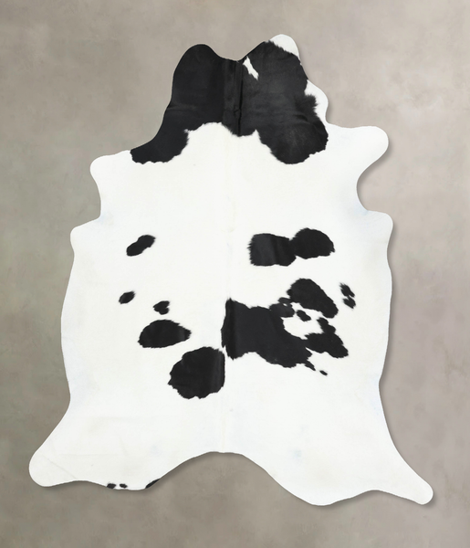 Black and White Cowhide Rug #B13889