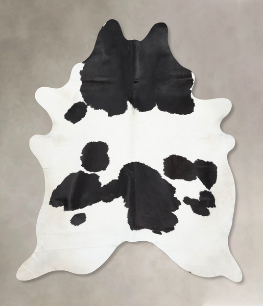 Black and White Cowhide Rug #B13921