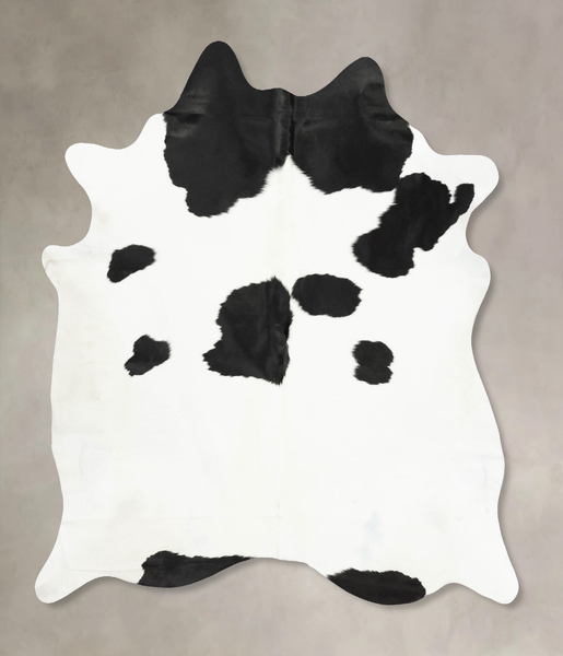 Black and White Cowhide Rug #B16000