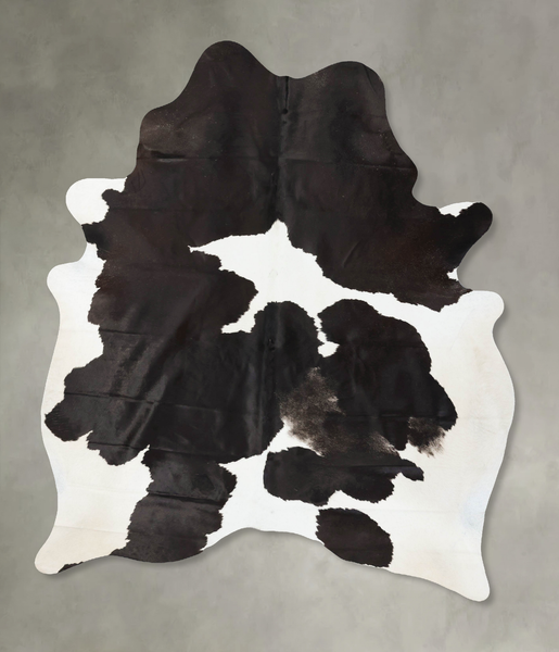 Black and White Cowhide Rug #B23909