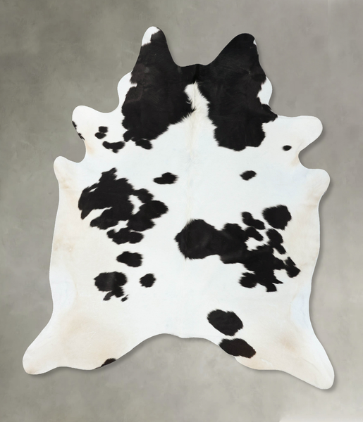 Black and White Cowhide Rug #B25085