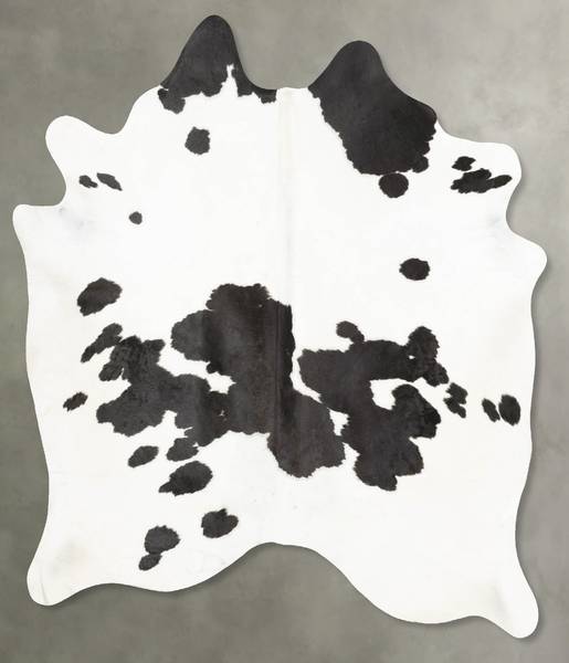 Black and White Cowhide Rug #B28204