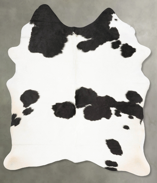 Black and White Cowhide Rug #B28376