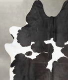 Black and White Cowhide Rug #B29394