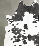 Black and White Cowhide Rug #B29570