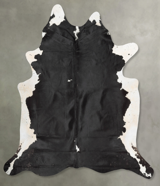 Black and White Cowhide Rug #B29688