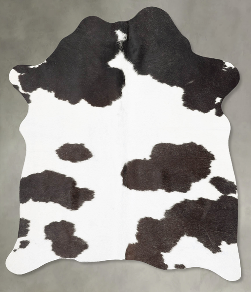 Black and White Cowhide Rug #B30201
