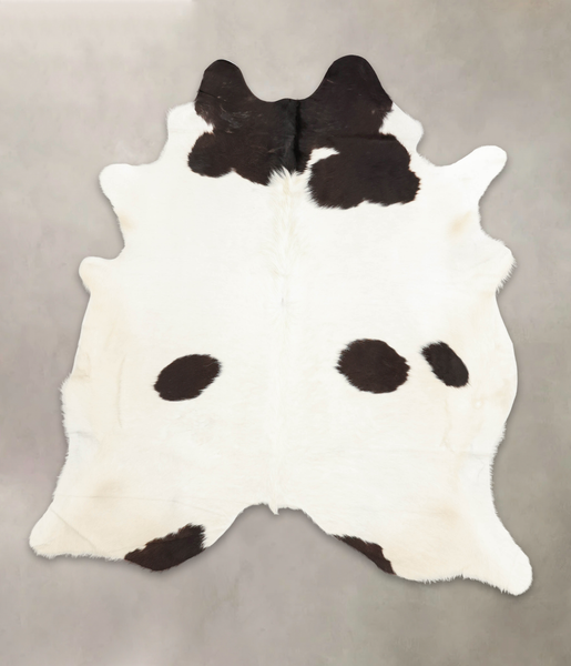 Black and White Cowhide Rug #B3557