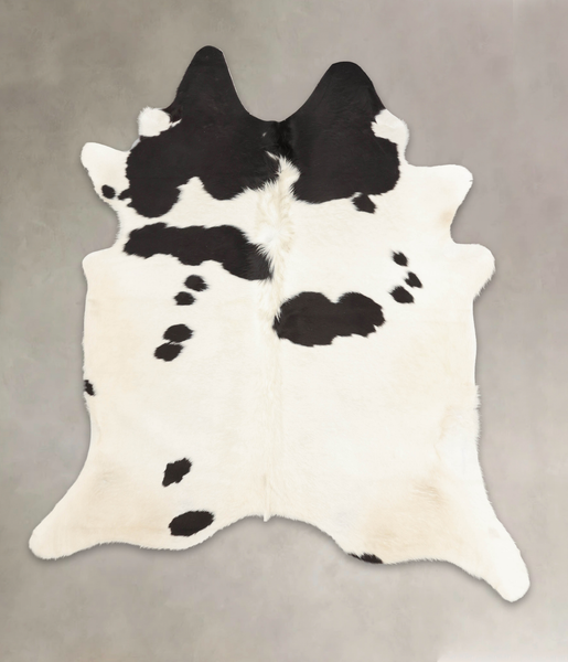 Black and White Cowhide Rug #B3583