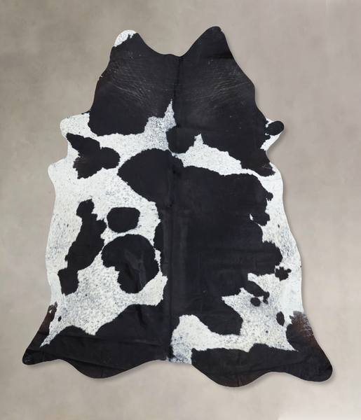 Black and White Cowhide Rug #B8202